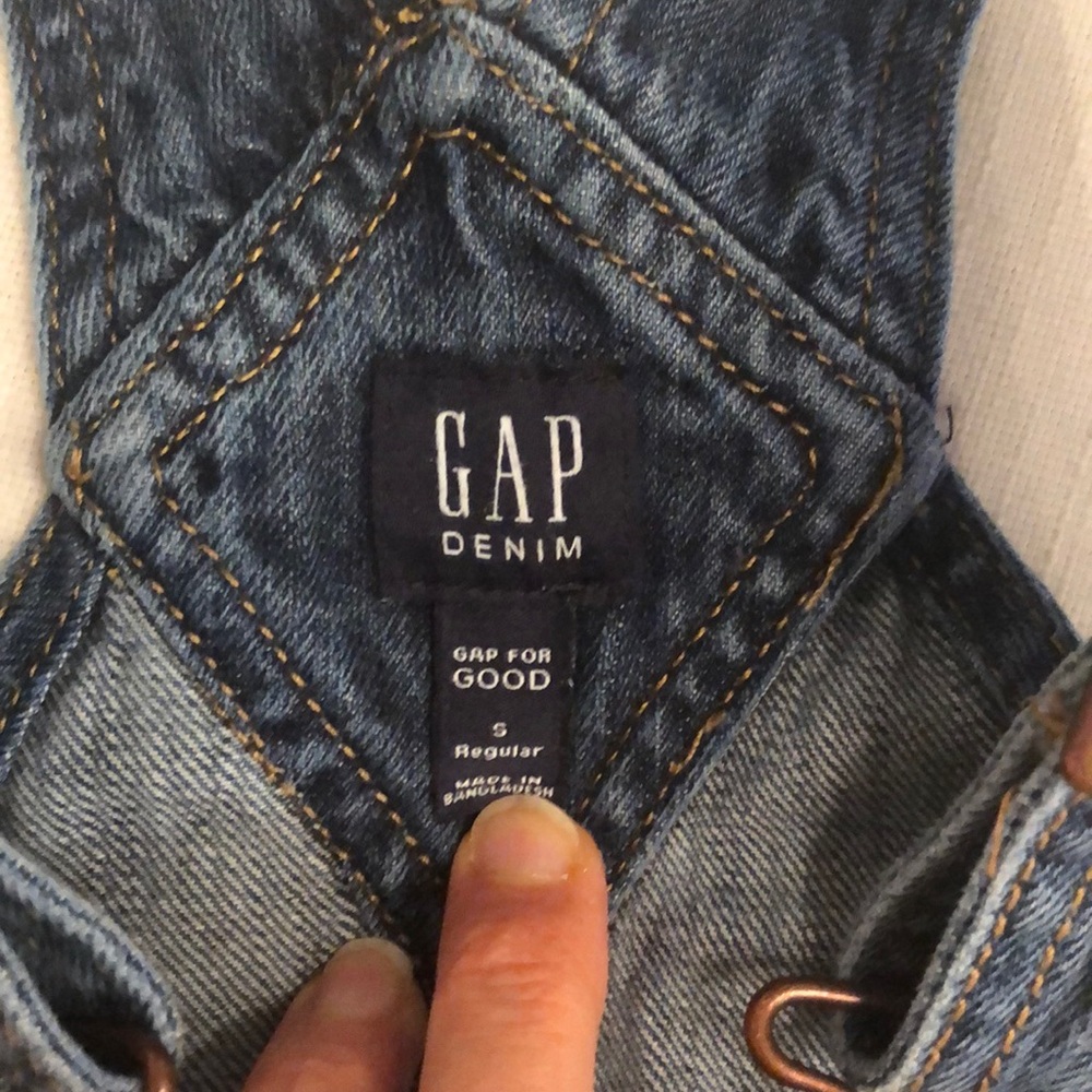 Gap overalls. Size 6-7 - Picture 3 of 5